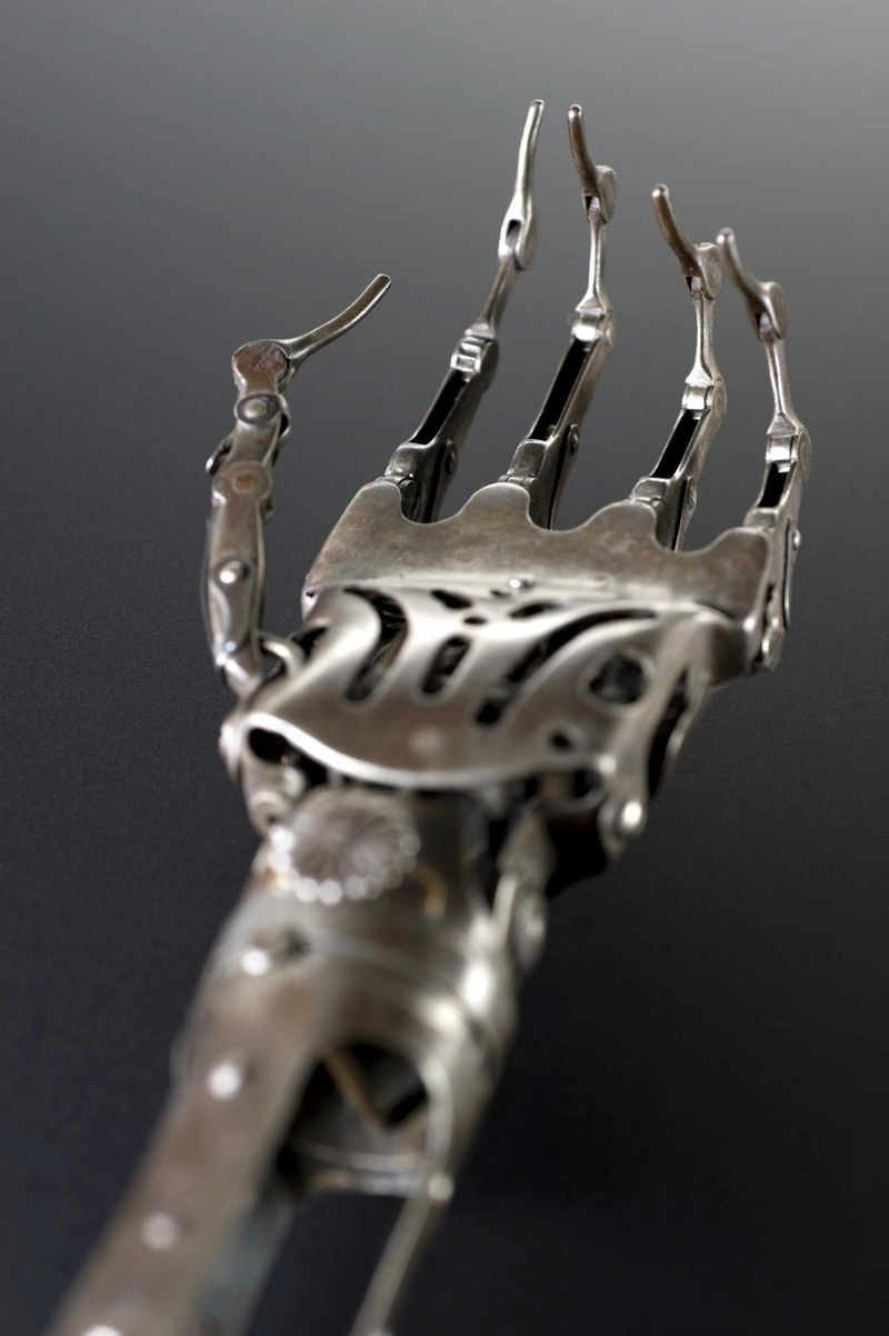 Illustration for article titled The History of Prosthetics Reveals a Long Tradition of Human Cyborgs
